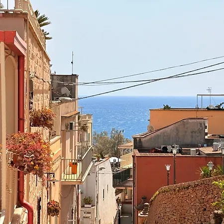 Alchimia Di Mare * Castro (Lecce)